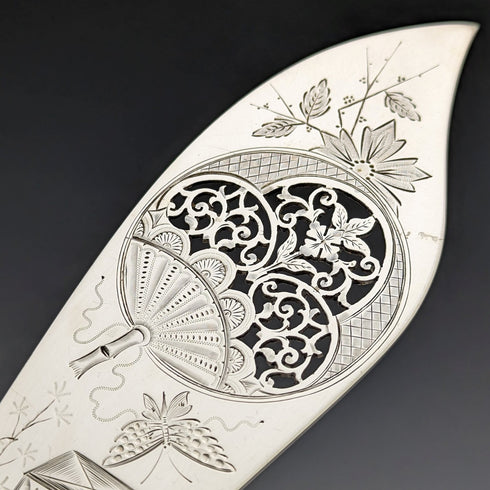 Around 1870 British Antique White Pearl Shell Handle Silver Plated Fish Server Pair in Case